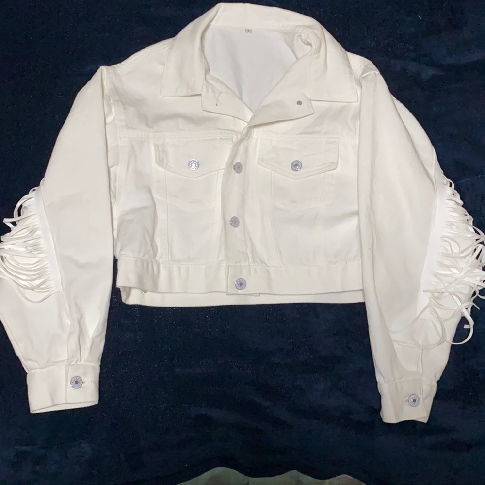 White cropped tassel jean jacket